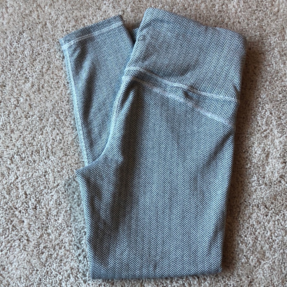 Gap fit high rise print leggings
